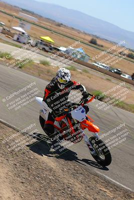 media/Sep-24-2022-TrackXperience (Sat) [[08127a19bf]]/Intermediate Group/session 3 turn 11/